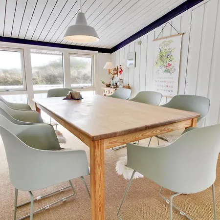 Scarlett - 300m From The Sea By Interhome Blavand